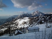 53 Riguardando verso il Monte Ocone, salito la mattina